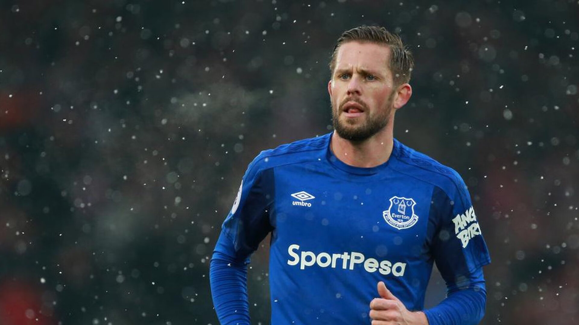 星空体育登录入口-骑士替补席贡献爆发，助球队实现20分逆转，骑士错过的球员